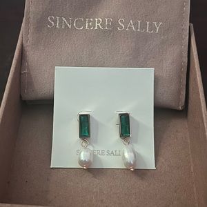 14K Gold Vermeil Green Stone Pearl Drop Earrings